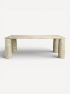 Dining Table Oryáe