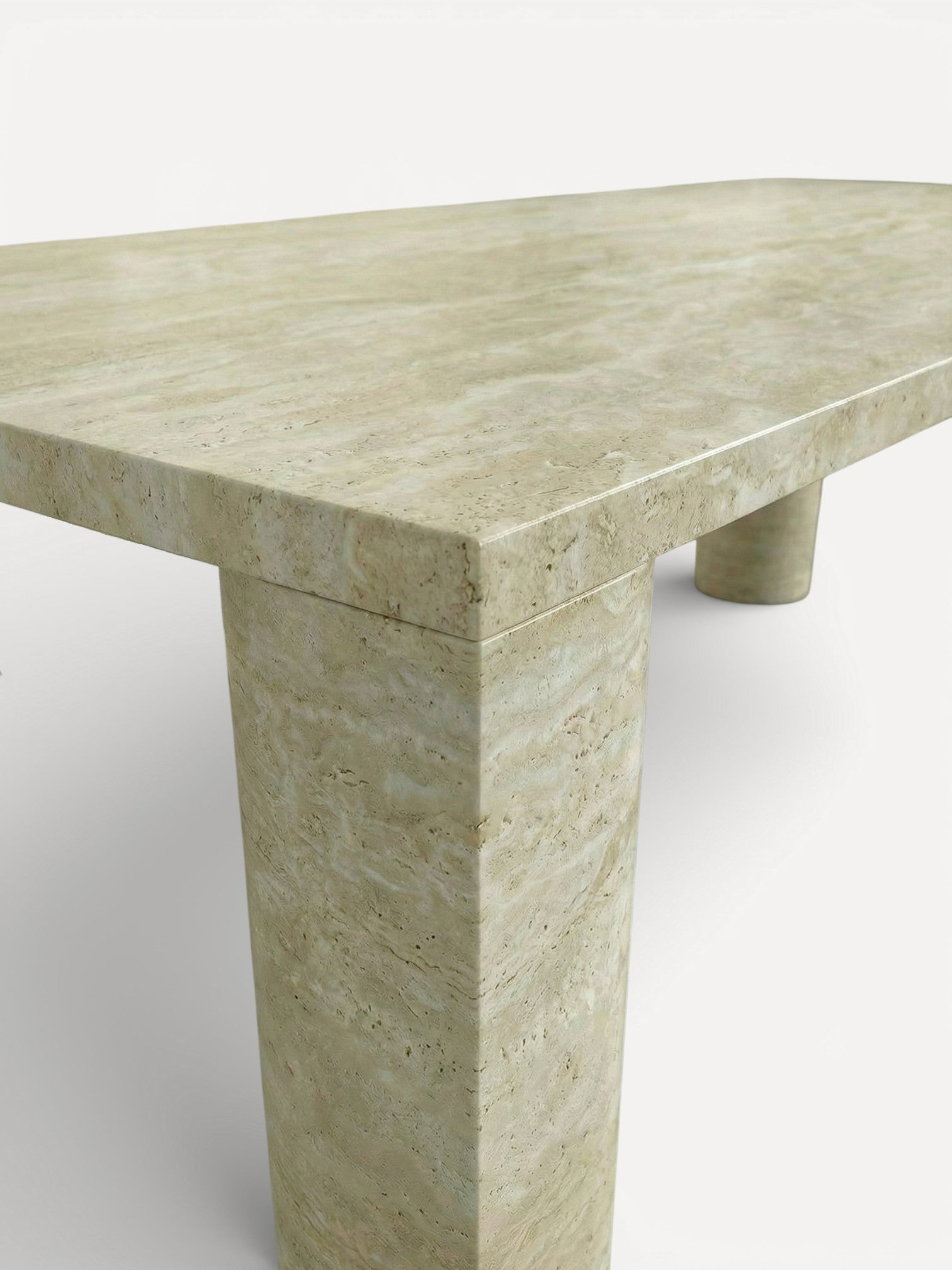 Dining Table Oryáe