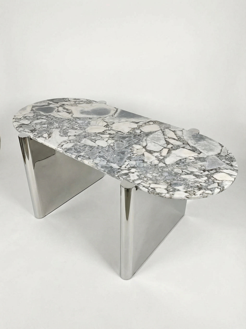 Dining Table Isaé - Chrome Feet